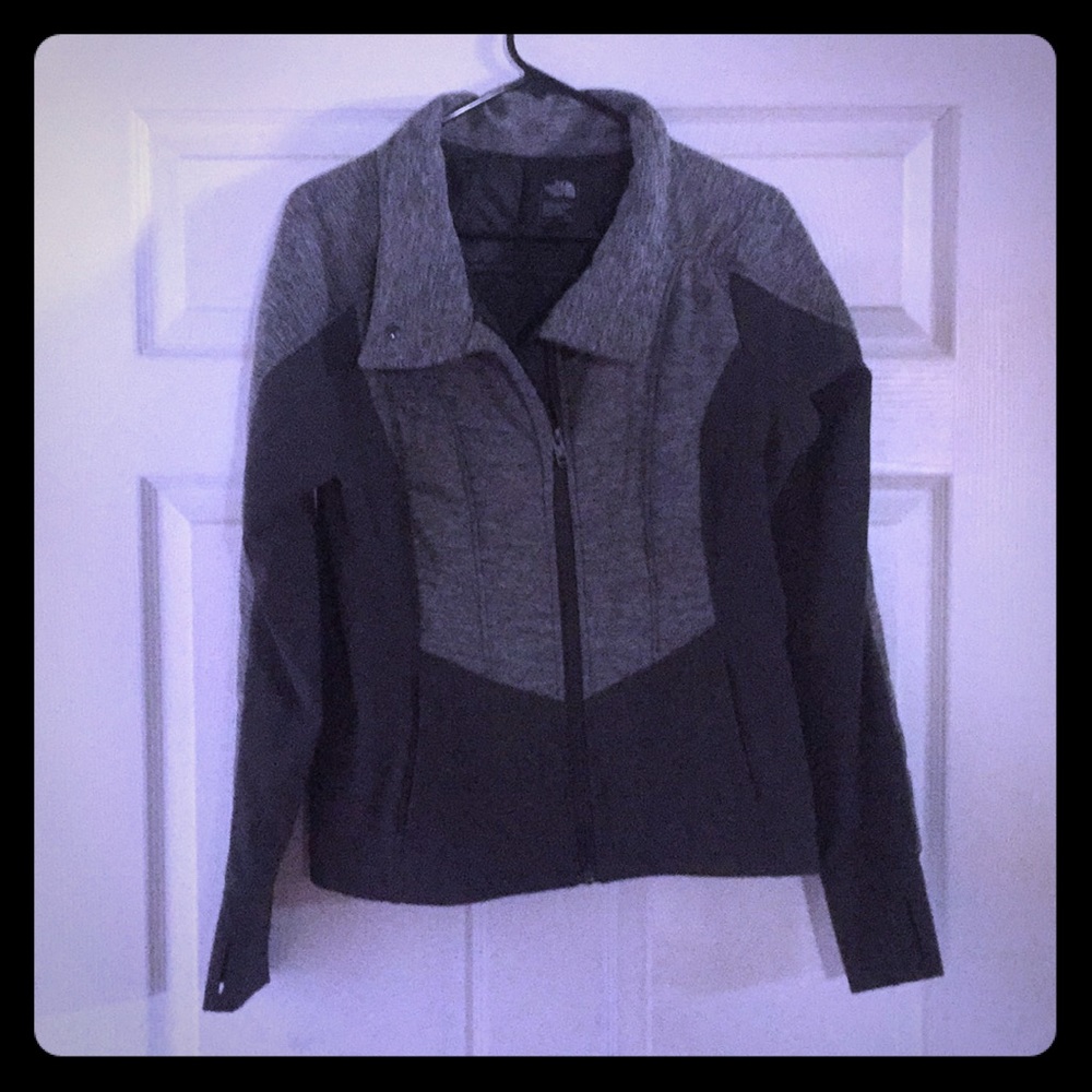 Light weight fitted Northface Jacket EUC